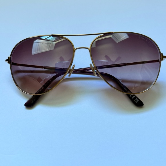 Tom Ford Sunglasses - Picture 2 of 7